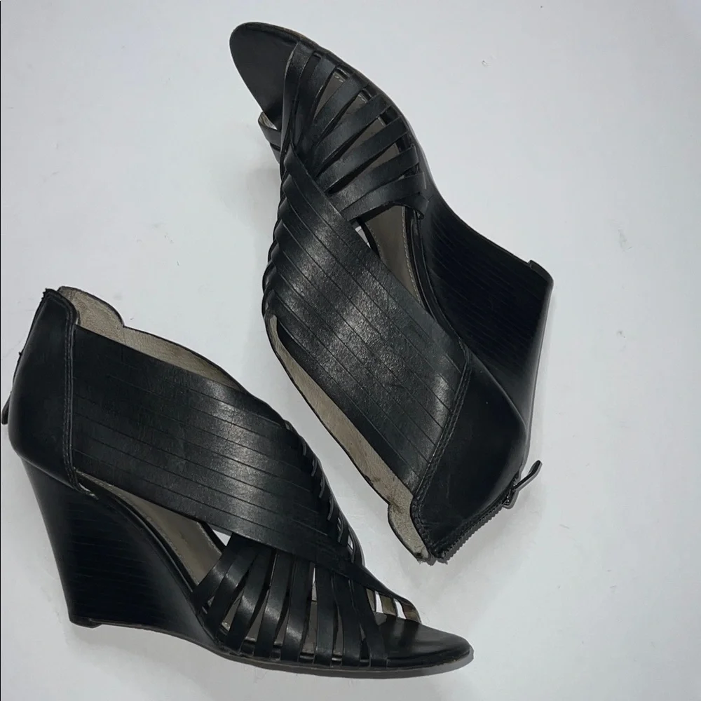 Vince Camuto Black Strappy Wedges size 6.5 - Picture 3 of 8